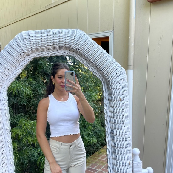 Brandy Melville white cropped top - Picture 4 of 5